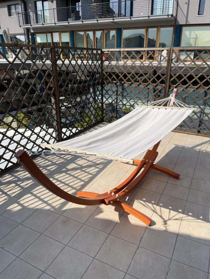 La Terrazza Sul Lago بسكييرا ديل غاردا المظهر الخارجي الصورة